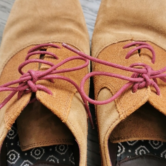 Mens Ted Baker tan leather suede oxfords with pink laces. Size 9.5 - Picture 6 of 9